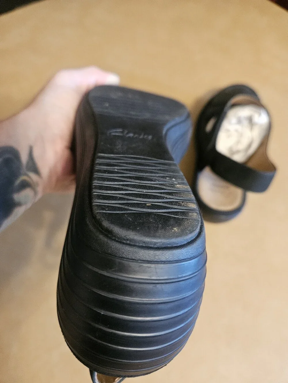 Clarks size black